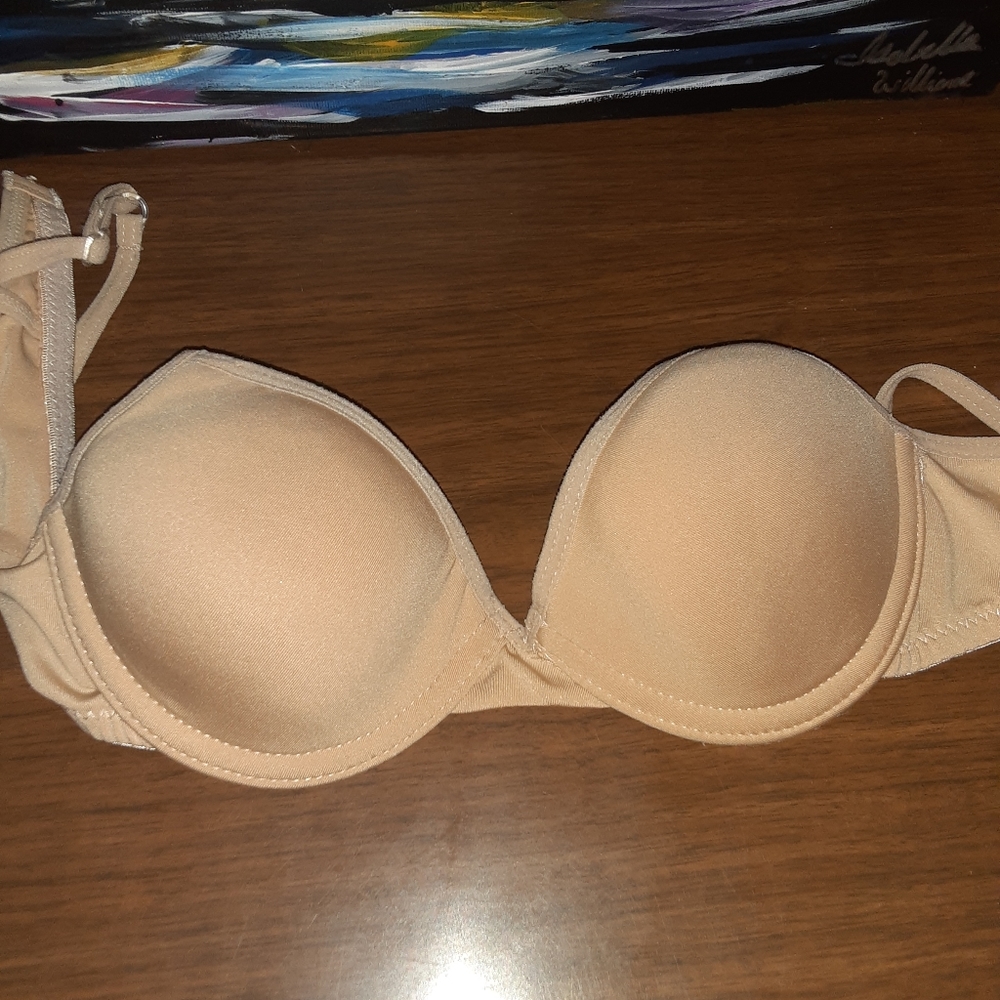 COPY - 3 Bras for 8$